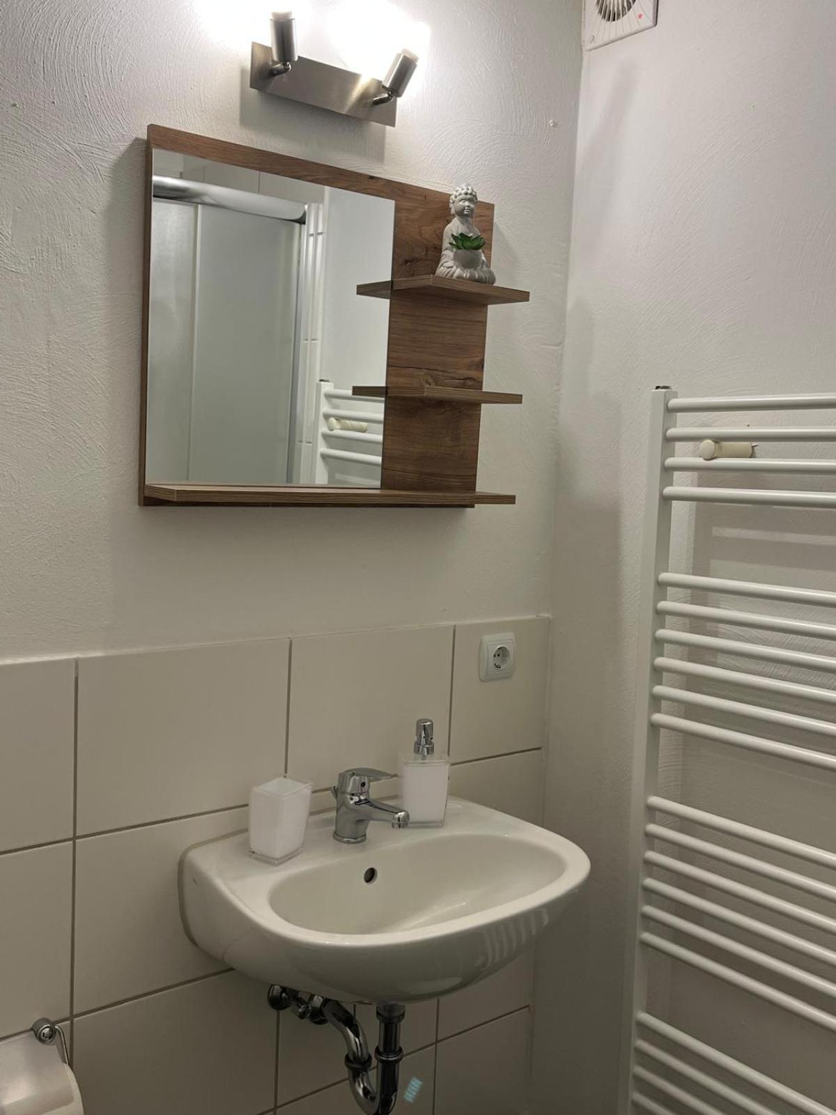 1 Zimmer Apartment Naehe Uni Gotinga Exterior foto